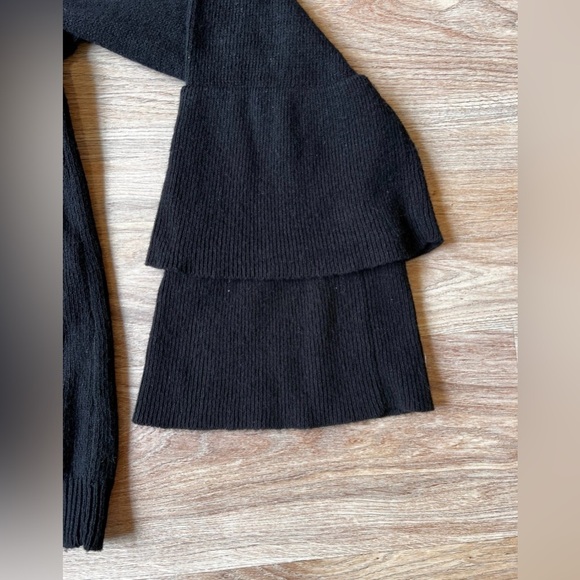 J.crew Mercantile Sweater Black Ruffle Tiered Bell Sleeves Wool Size XL Black - Picture 4 of 5
